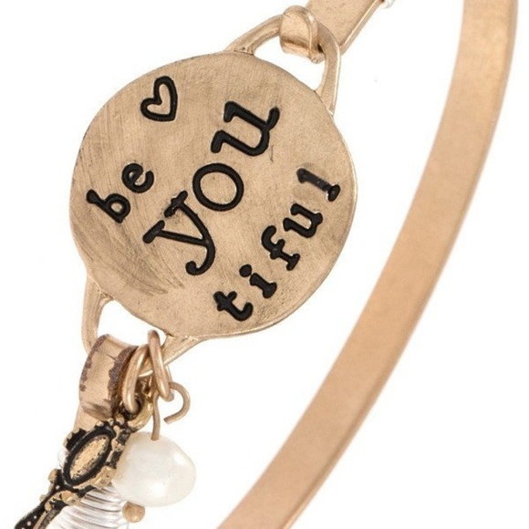 ⭐⭐NEW ARRIVAL⭐⭐Bangle Bracelet - Picture 1 of 3